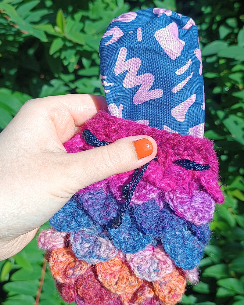 Small dragon scale dice drawstring bag