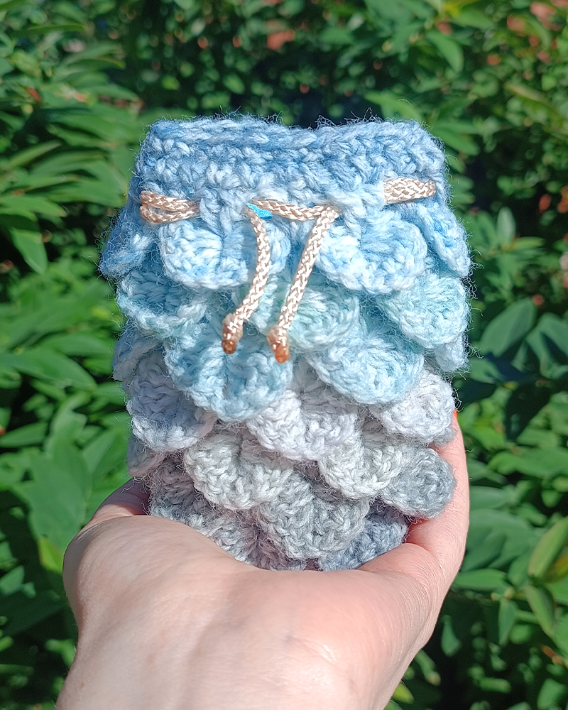 Small dragon scale dice drawstring bag