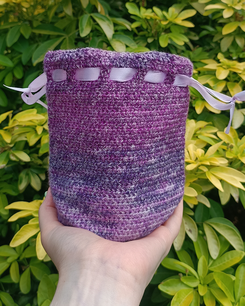 Medium dice drawstring bag