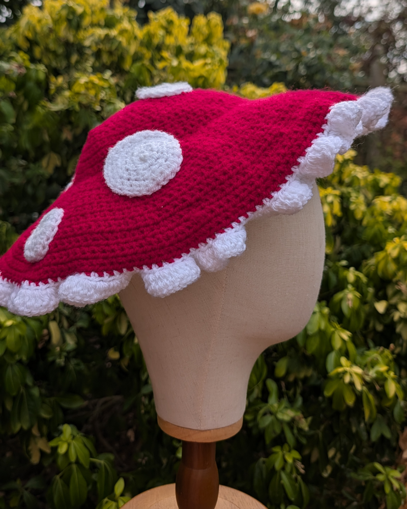 Red ruffle toadstool crochet hat