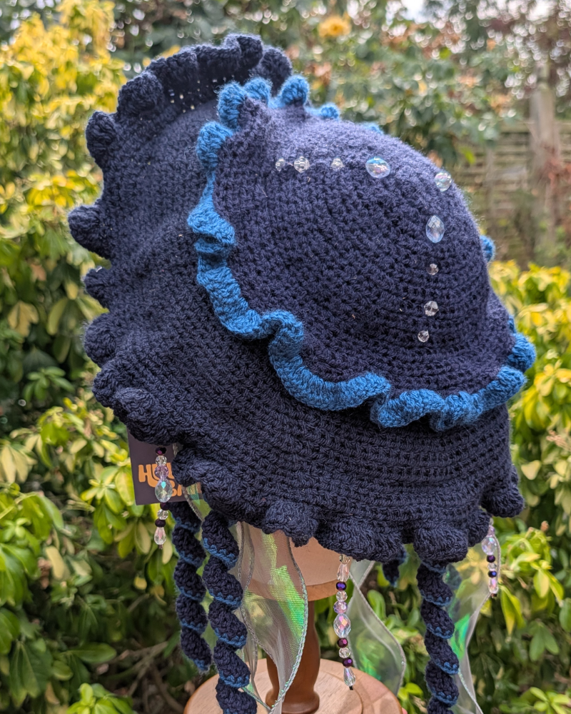 Navy jellyfish hat