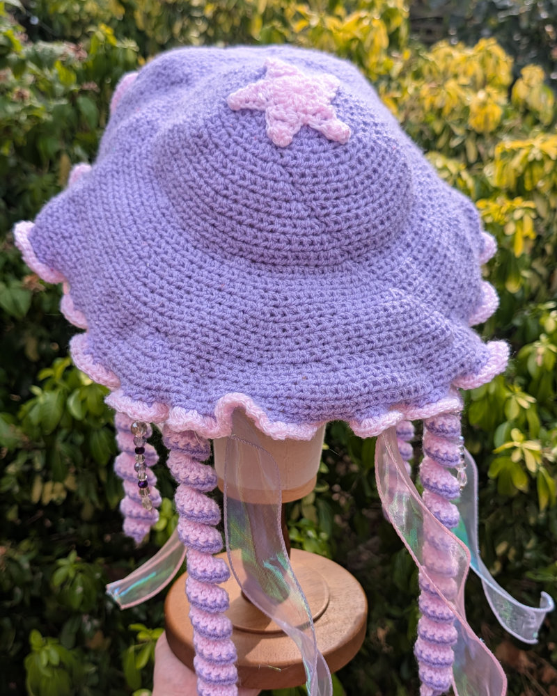 Lilac & pink jellyfish hat