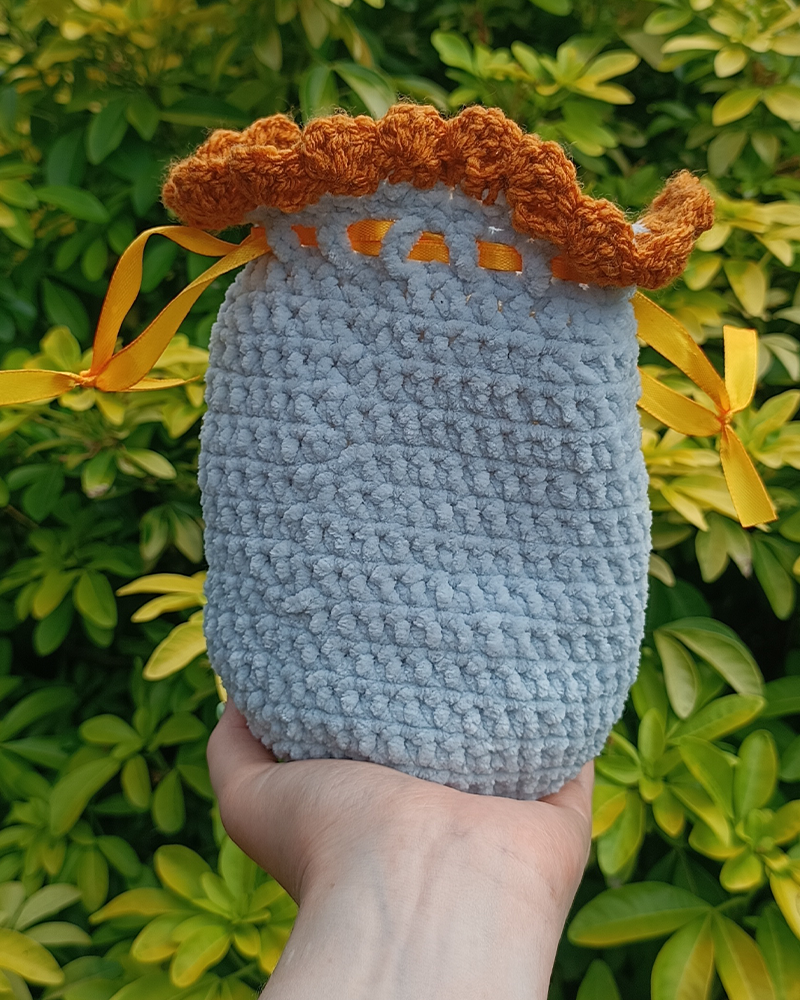Medium dice drawstring bag